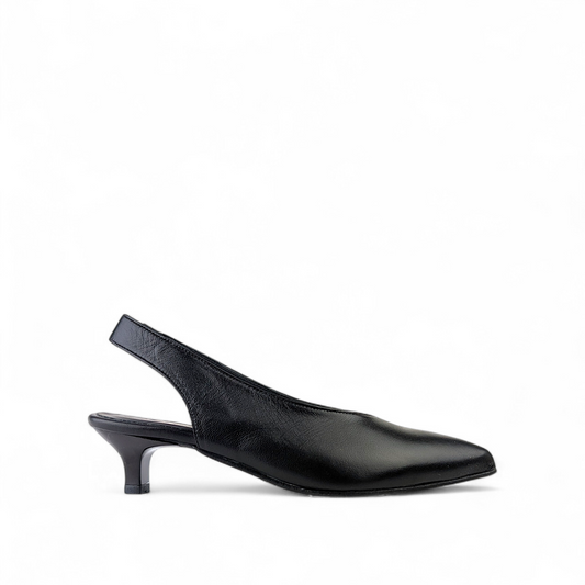 Sapatos Slingback Tapadas 26154